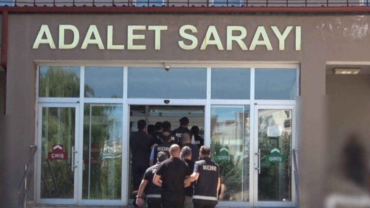 Dört İlde Tarihi Eserlere Yönelik Şok Operasyon: 108 Antik Parça ve Sikke Ele Geçirildi