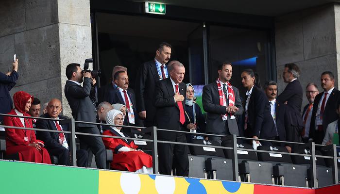 Cumhurbaşkanı Erdoğan’ın gol sevinci kameralara yansıdı!