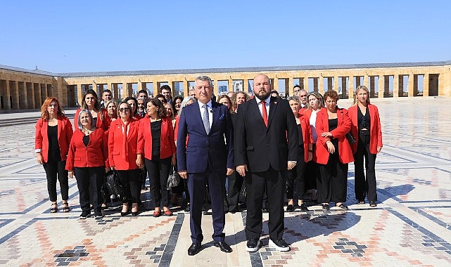 Günay başkanı tüm kadroyu Anıtkabir’e devretti – GÜNDEM