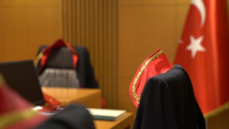 Burdur ve Karabük’te idare mahkemeleri kurulacak