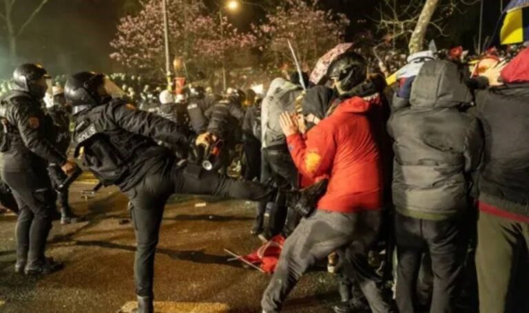 Gözaltında polisten cinsel saldırganlık suçlamalarının açıklaması! – Türkiye haberlerini kırmak