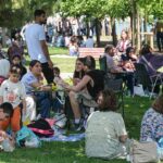 Parti sırasında İstanbul’da kalanların adresi: kıyılar ve parklar