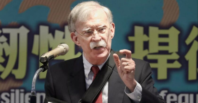FBI, Trump John Bolton’un eski Ulusal Meclis Üyesi’nin evini aradı