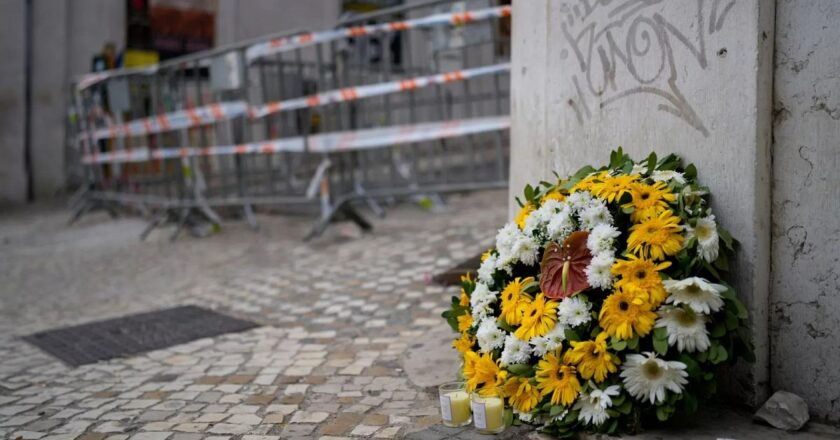 Portekiz polisi, Lizbon’da bir füniküler kazada ölenlerin çoğunun yabancı olduğunu duyurdu.