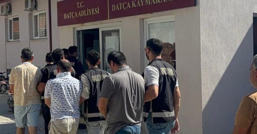 8 Fetö şüpheleri tekne ile kaçmaya çalışırken tutuklandı
